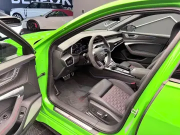 Audi RS 6 Avant performance- Full carbon- B&O 3D- HUD