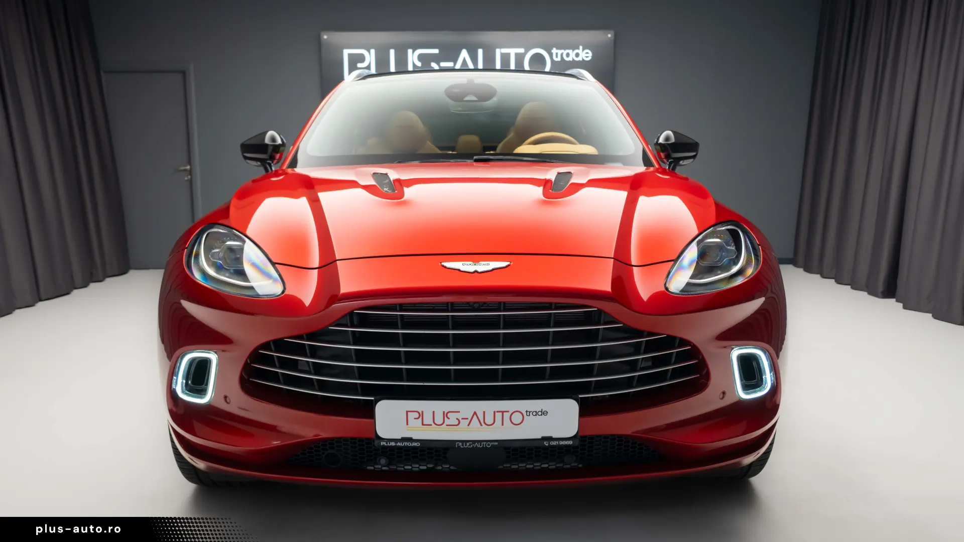 Aston Martin DBX 4.0 V8 BI-TURBO 550CP