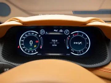 Aston Martin DBX 4.0 V8 BI-TURBO 550CP