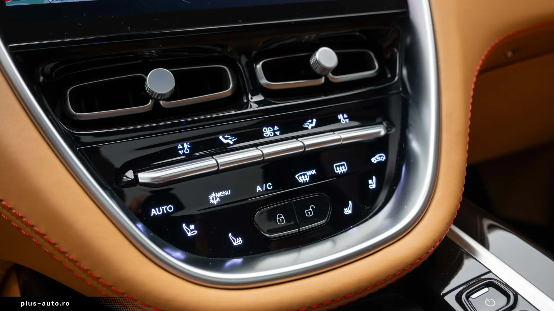 Aston Martin DBX 4.0 V8 BI-TURBO 550CP
