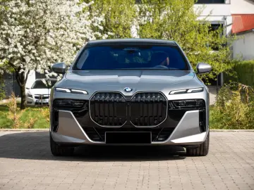 BMW 740d xDrive M Sport Pro Masaj Sky Lounge