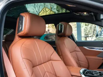 BMW 740d xDrive M Sport Pro Masaj Sky Lounge