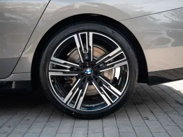 BMW 740d xDrive M Sport Pro Masaj Sky Lounge