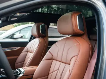 BMW 740d xDrive M Sport Pro Masaj Sky Lounge
