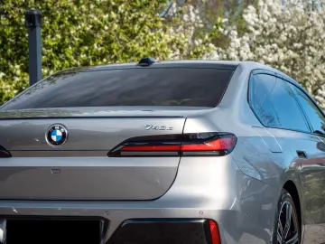 BMW 740d xDrive M Sport Pro Masaj Sky Lounge