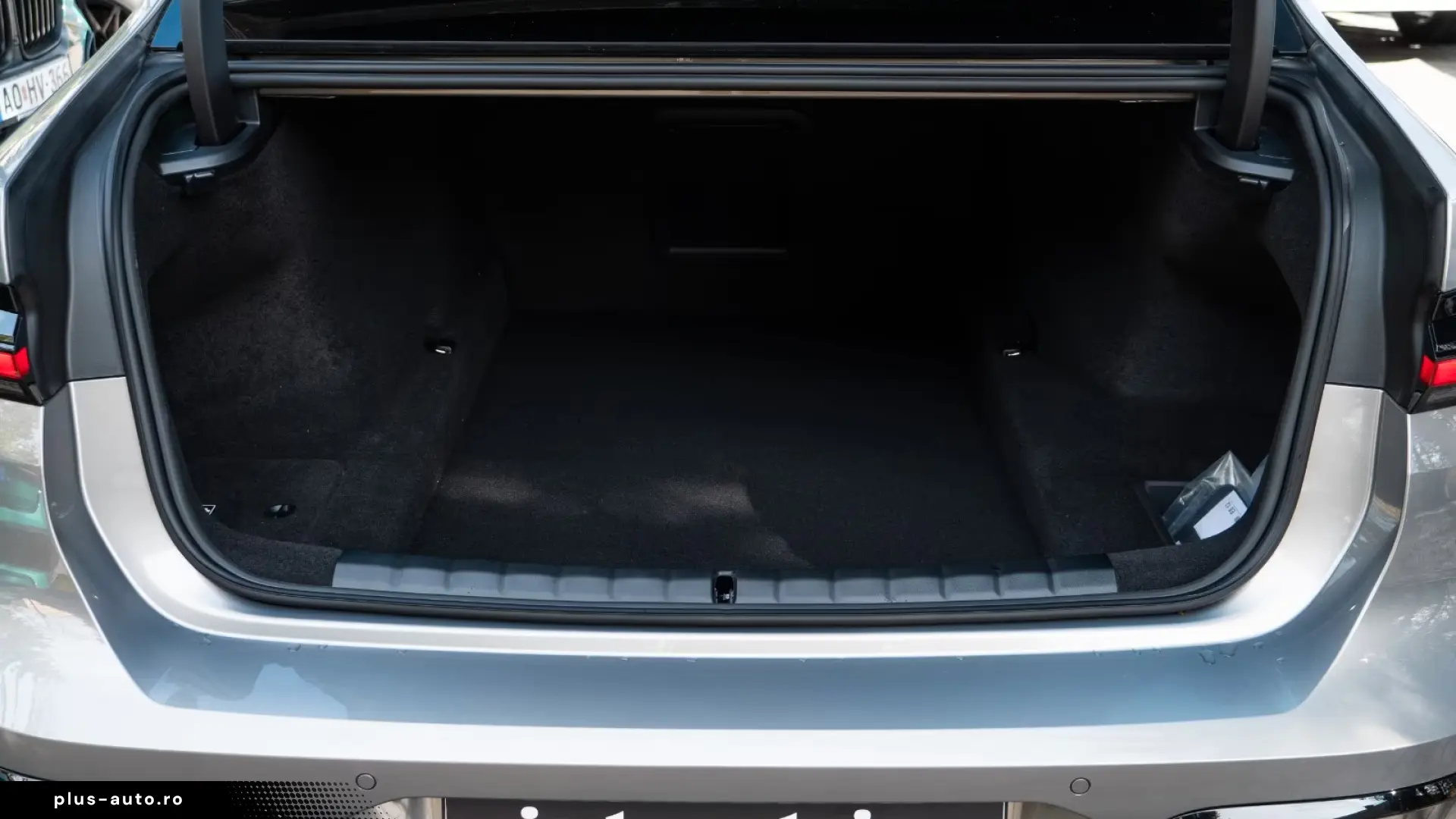 BMW 740d xDrive M Sport Pro Masaj Sky Lounge