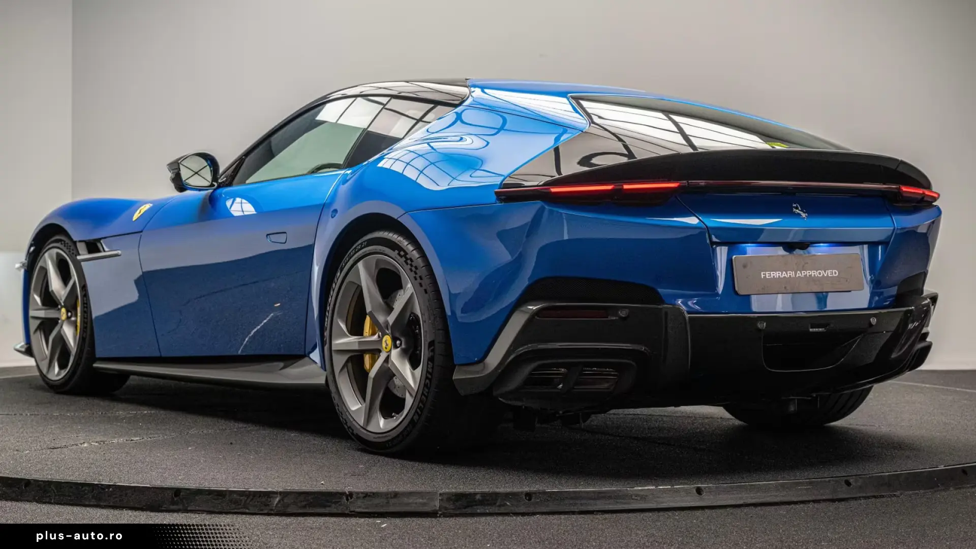 Ferrari 12CilindrI