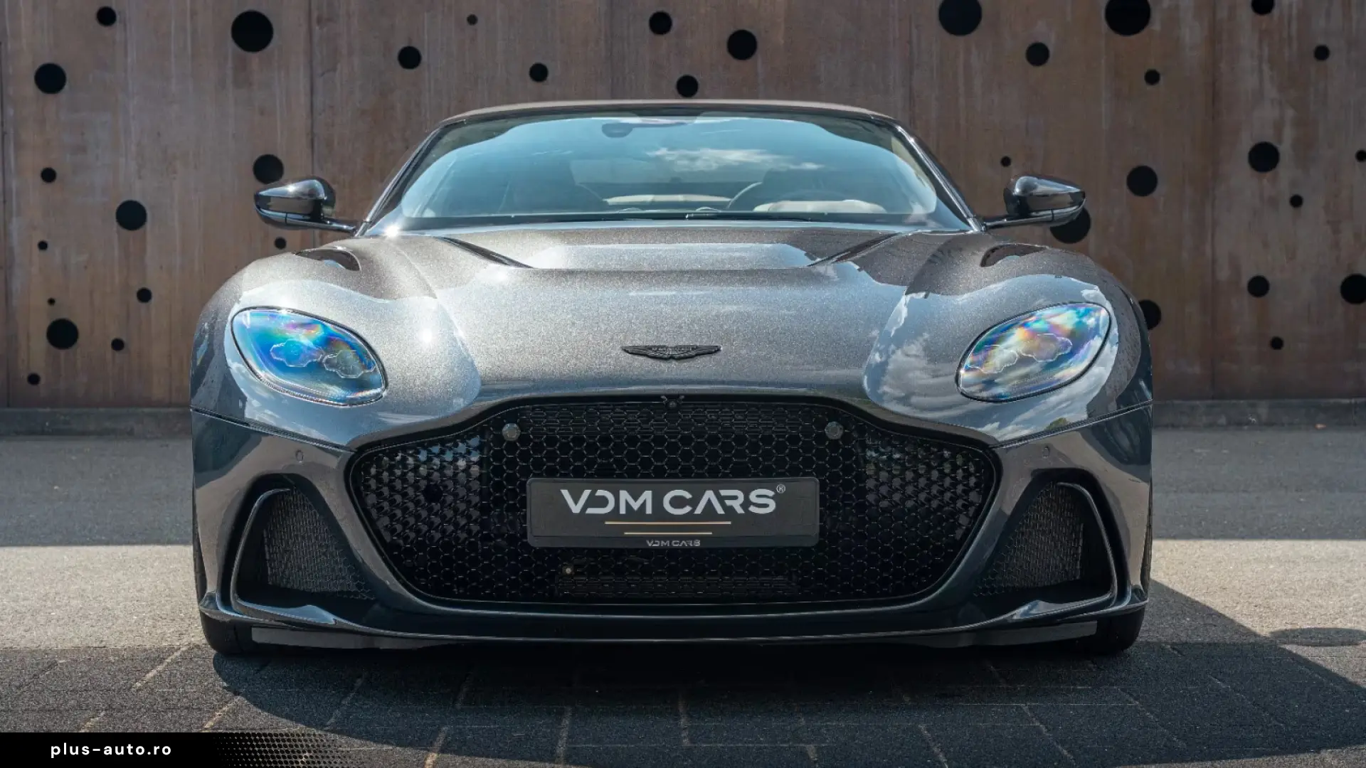 Aston Martin DBS Volante 770 Ultimate 1 of 199 Carbon