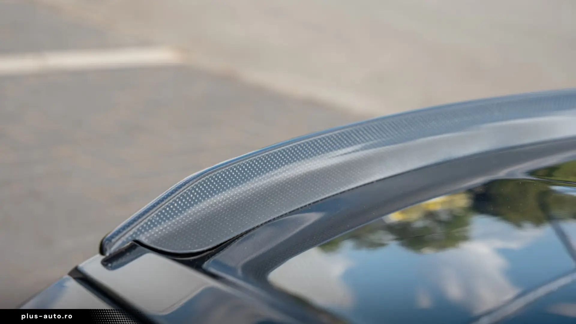 Aston Martin DBS Volante 770 Ultimate 1 of 199 Carbon