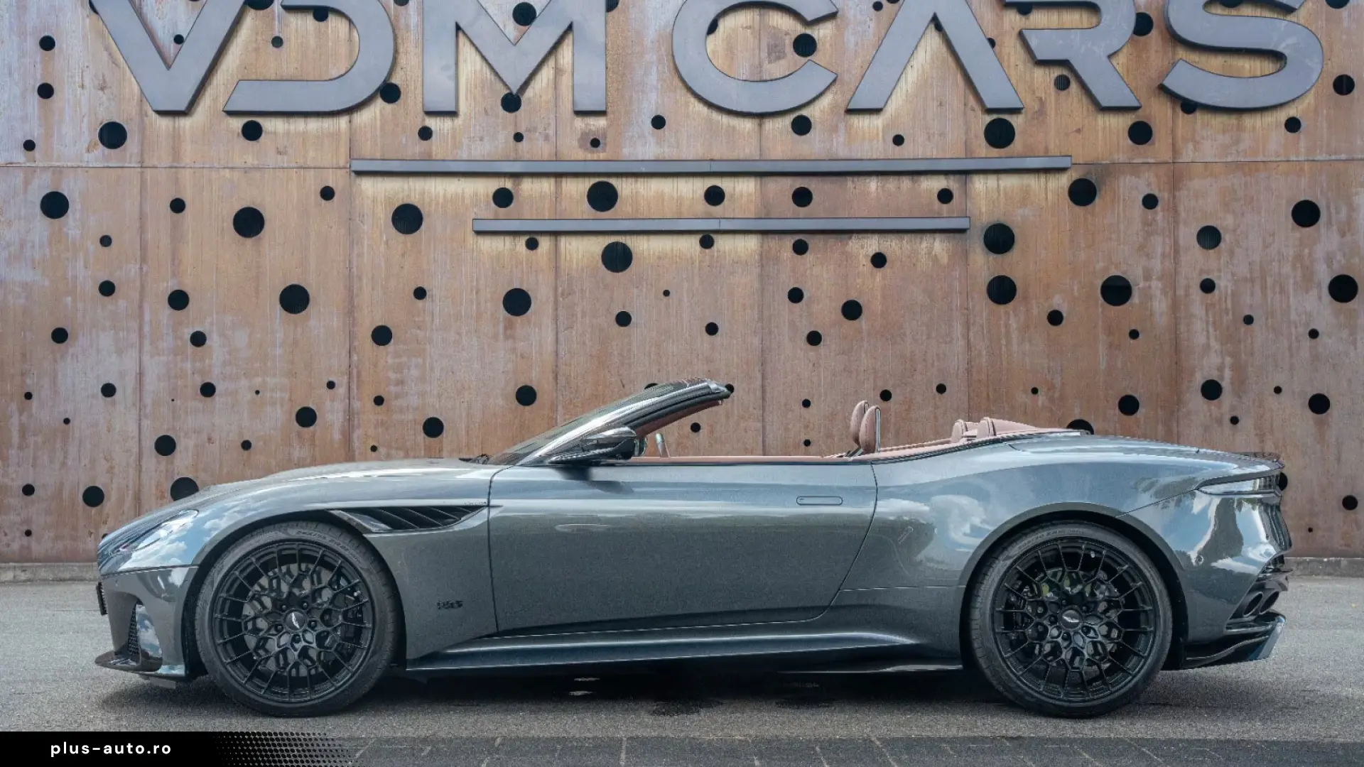 Aston Martin DBS Volante 770 Ultimate 1 of 199 Carbon