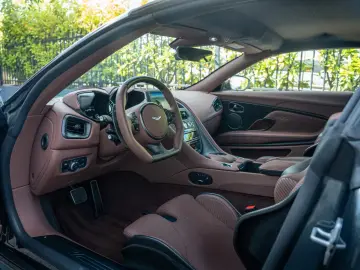 Aston Martin DBS Volante 770 Ultimate 1 of 199 Carbon
