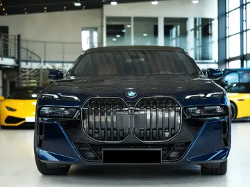 BMW 740d xDrive M Sport Pro Sky Lounge