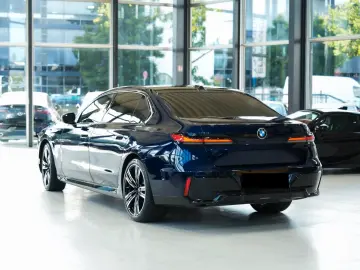 BMW 740d xDrive M Sport Pro Sky Lounge