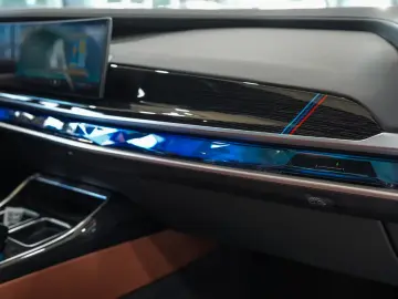 BMW 740d xDrive M Sport Pro Sky Lounge