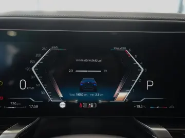 BMW 740d xDrive M Sport Pro Sky Lounge
