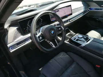 BMW 740 d xDrive Sportpaket Pro AHK HUD StandHZG