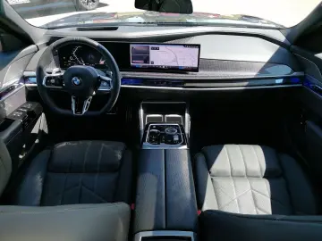 BMW 740 d xDrive Sportpaket Pro AHK HUD StandHZG