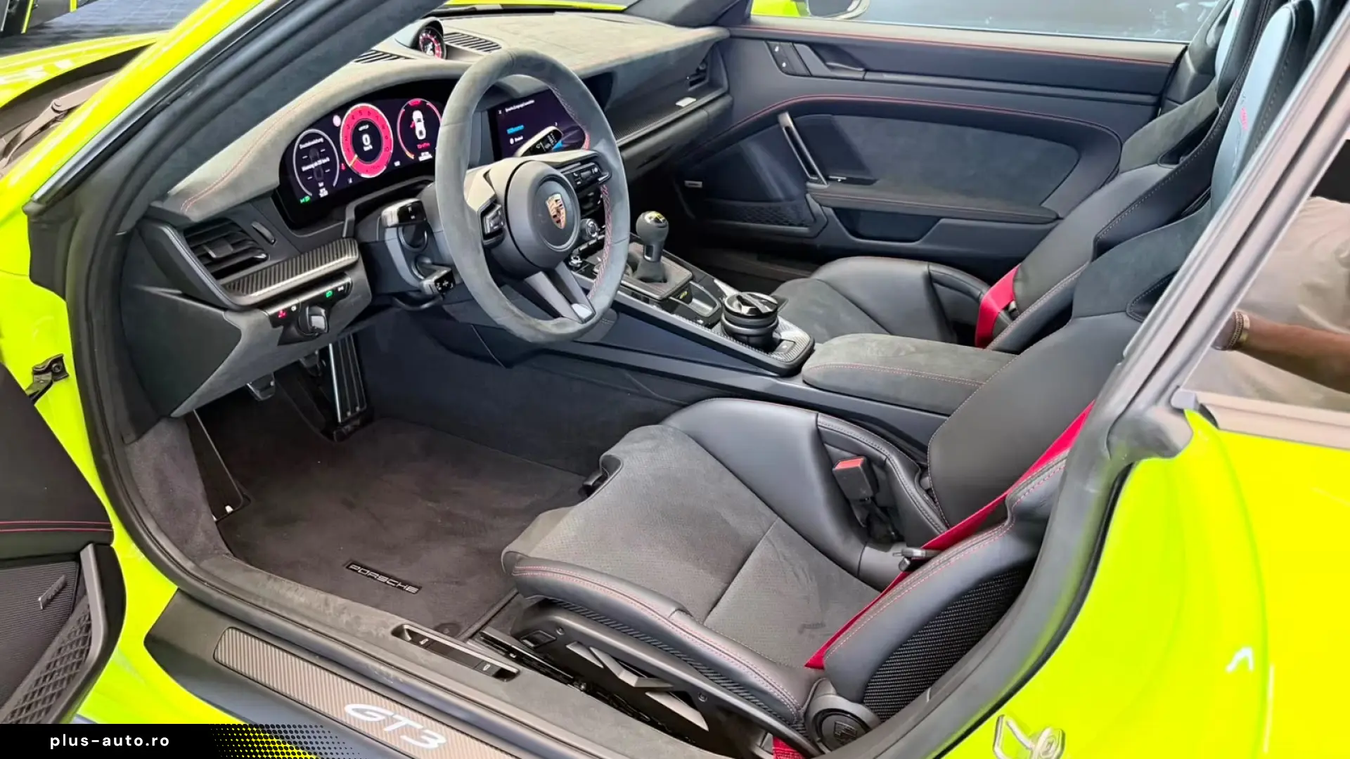 Porsche 992 GT3- PTS- Weissach- Ceramic- Manual gearbox