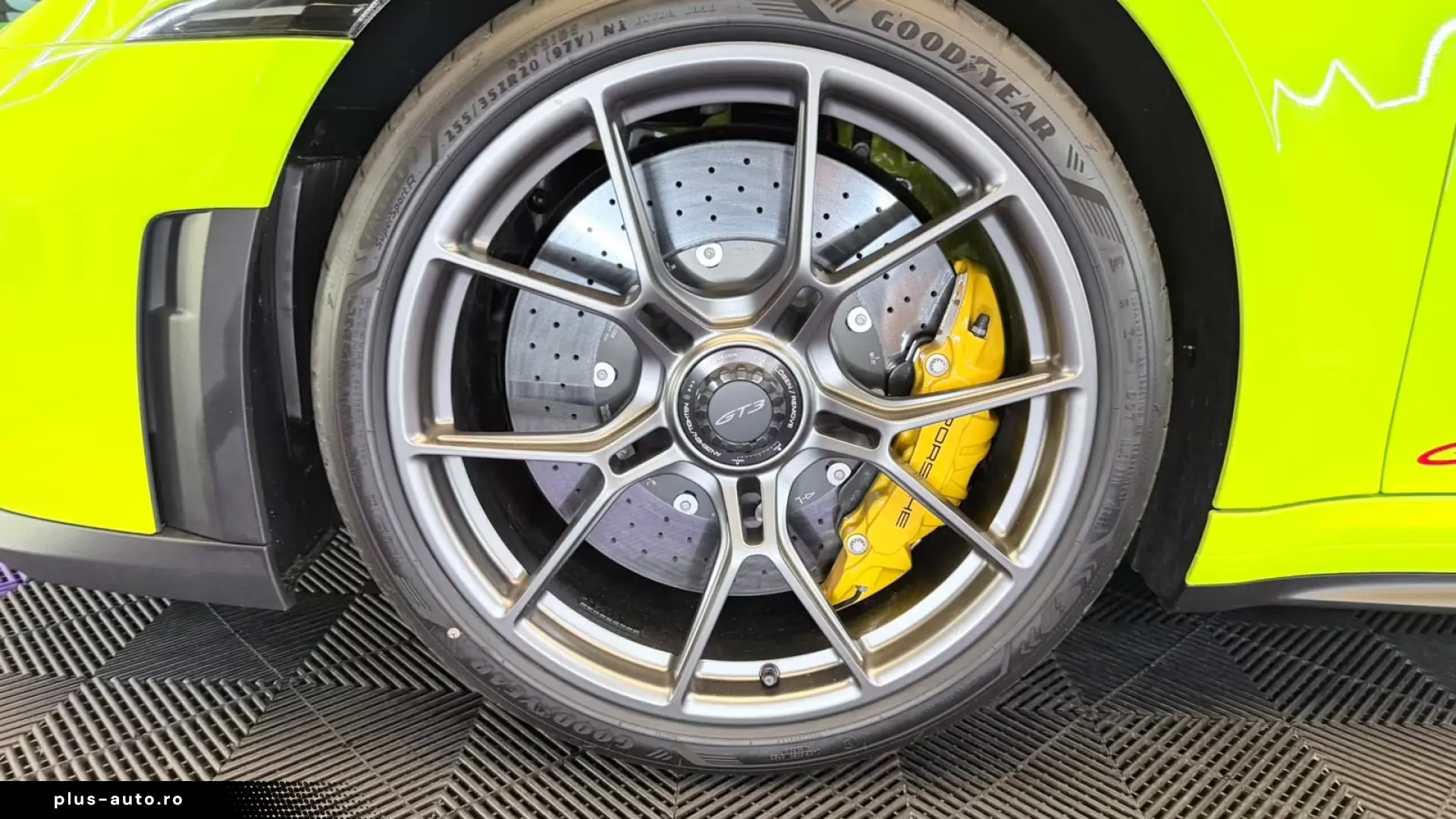 Porsche 992 GT3- PTS- Weissach- Ceramic- Manual gearbox
