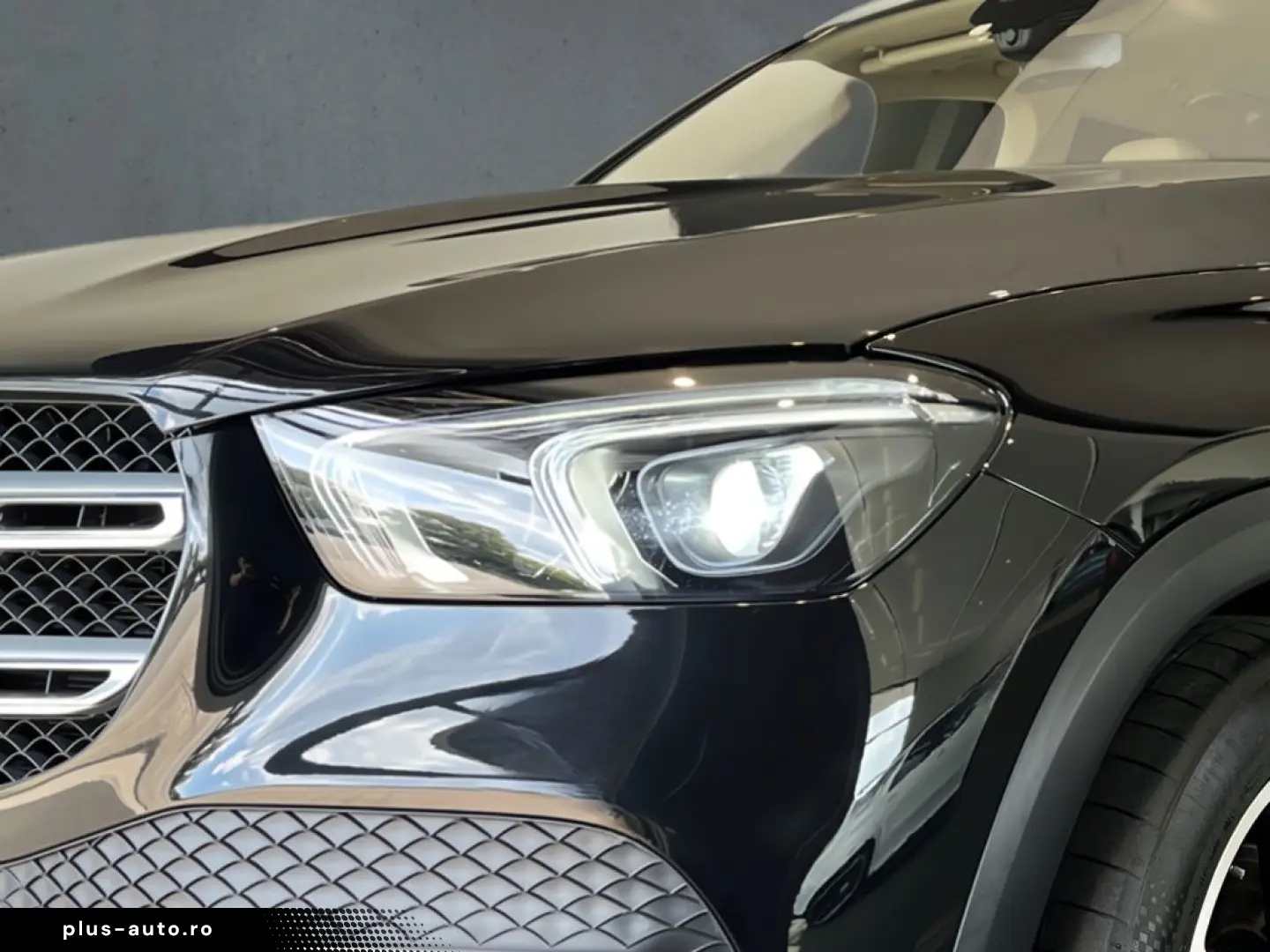 MERCEDES-BENZ GLE 350 de 4M MBUX Ambiente Burmester 360