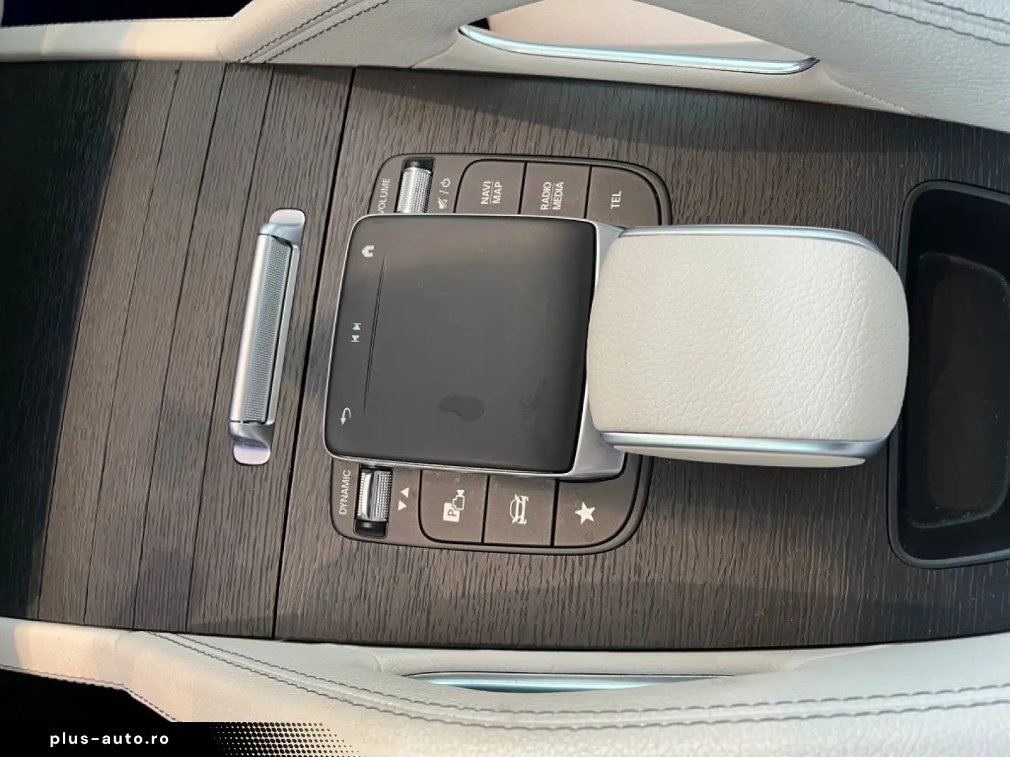 MERCEDES-BENZ GLE 350 de 4M MBUX Ambiente Burmester 360