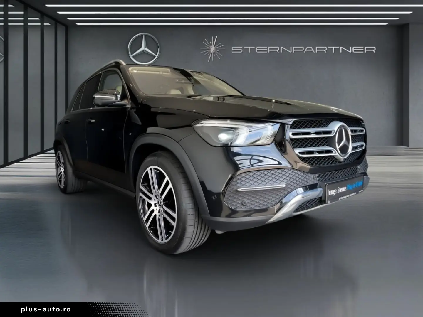 MERCEDES-BENZ GLE 350 de 4M MBUX Ambiente Burmester 360