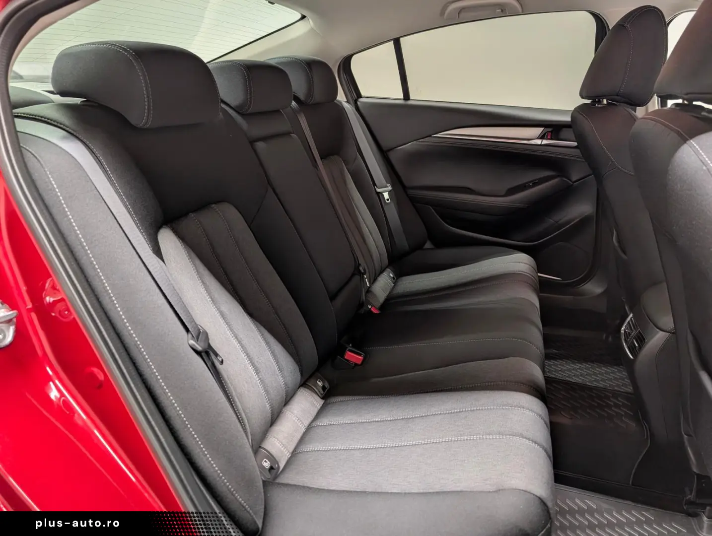 MAZDA 6 Exclusive Navi AHK HUD Bose