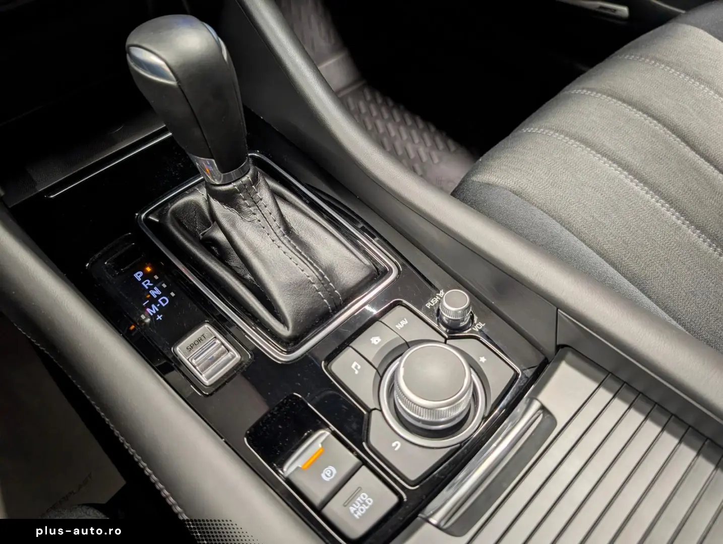 MAZDA 6 Exclusive Navi AHK HUD Bose