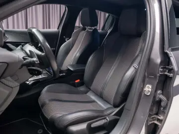 Peugeot 208 GT Line