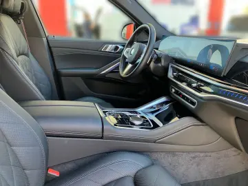 BMW X6 xDrive40d M Sport Pro DA Pro Pano AHK STH LRH