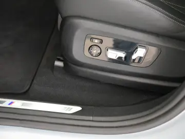 BMW X6 xDrive30d M Sport Pro Gestik Pano ACC H&K HUD