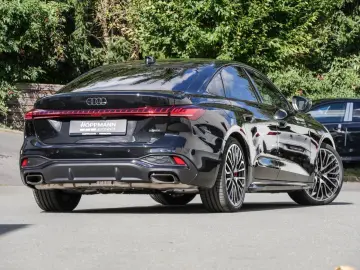 AUDI A5 Limousine e-hybrid quattro S-Line AHK Tch plu
