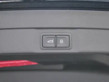 AUDI A5 Limousine e-hybrid quattro S-Line AHK Tch plu