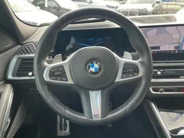 BMW X6 xDrive40i M Sport    AHK Sky Lounge H&K HUD