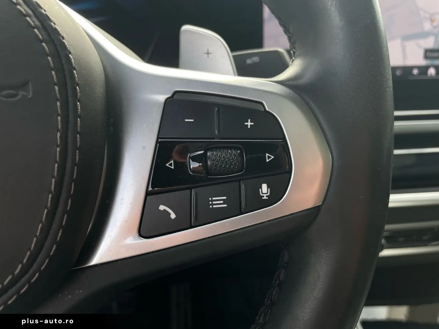 BMW X6 xDrive40i M Sport    AHK Sky Lounge H&K HUD