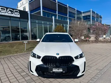 BMW X6 30d xDr M Sport ACC HUD PANO HARMAN AHK