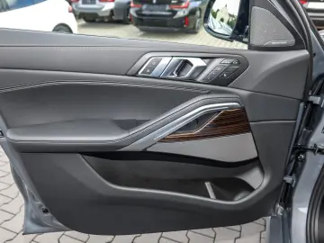 BMW X6 xDrive40d M Sport Pro DA PA Prof Pano H K 22