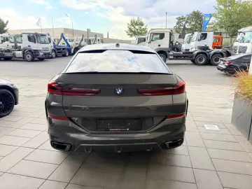 BMW X6xDrive40d MPaket 22  Pano Carbon LED