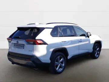 TOYOTA RAV 4 Hybrid 4x2 Team Deutschland 5-TÜRER  2.5L