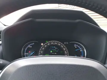 TOYOTA RAV 4 Hybrid 4x2 Team Deutschland 5-TÜRER  2.5L