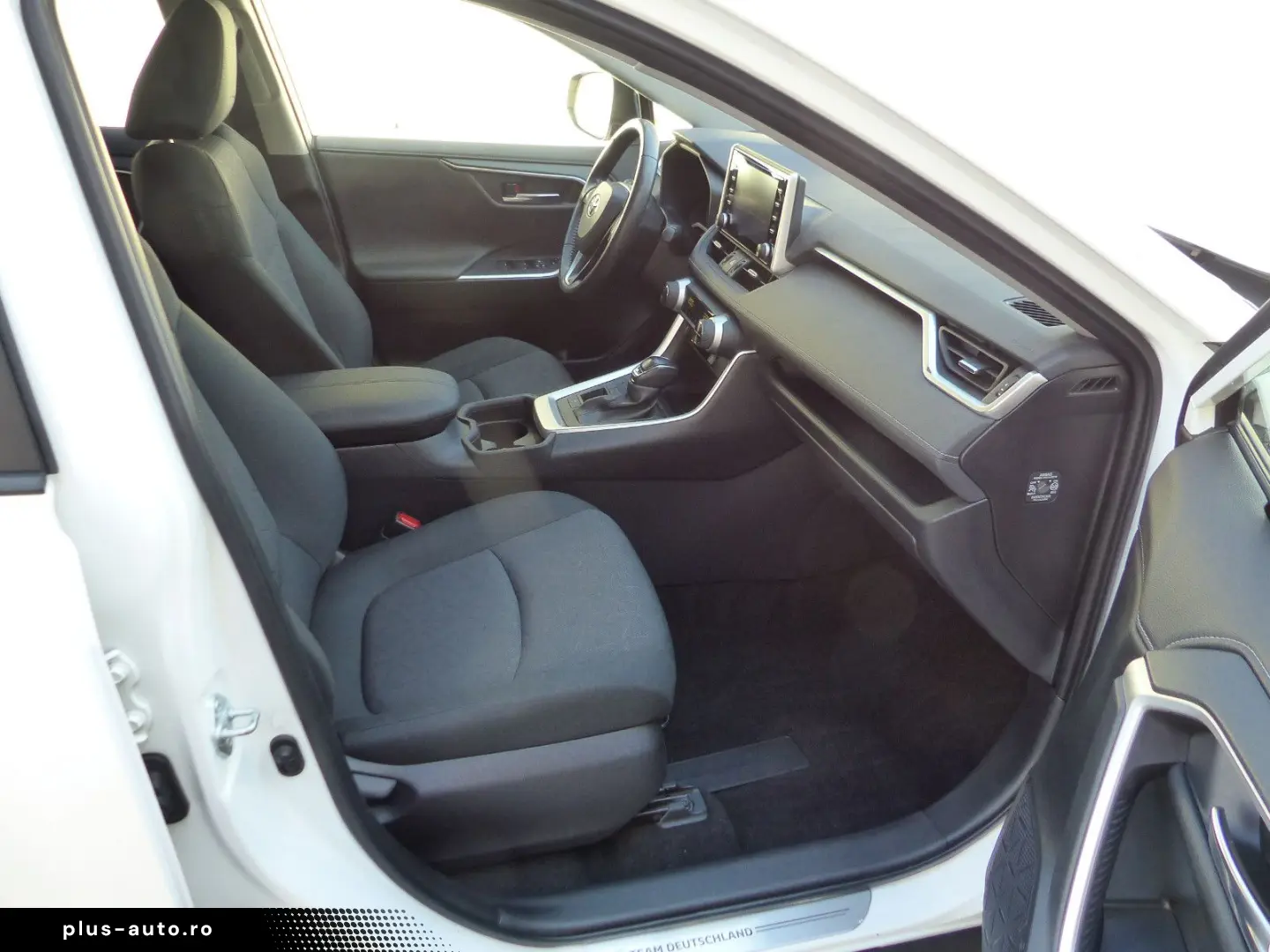 TOYOTA RAV4 Hybrid 4x2 Team D Techpaket Totwinkel
