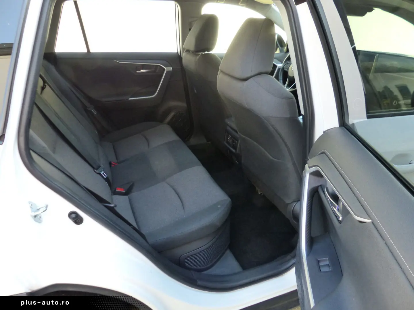 TOYOTA RAV4 Hybrid 4x2 Team D Techpaket Totwinkel