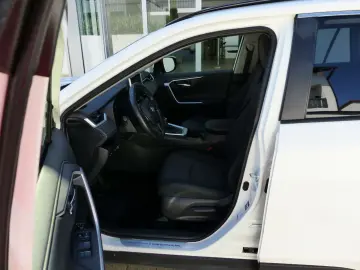 TOYOTA RAV4 Hybrid 4x2 Team D Techpaket Totwinkel