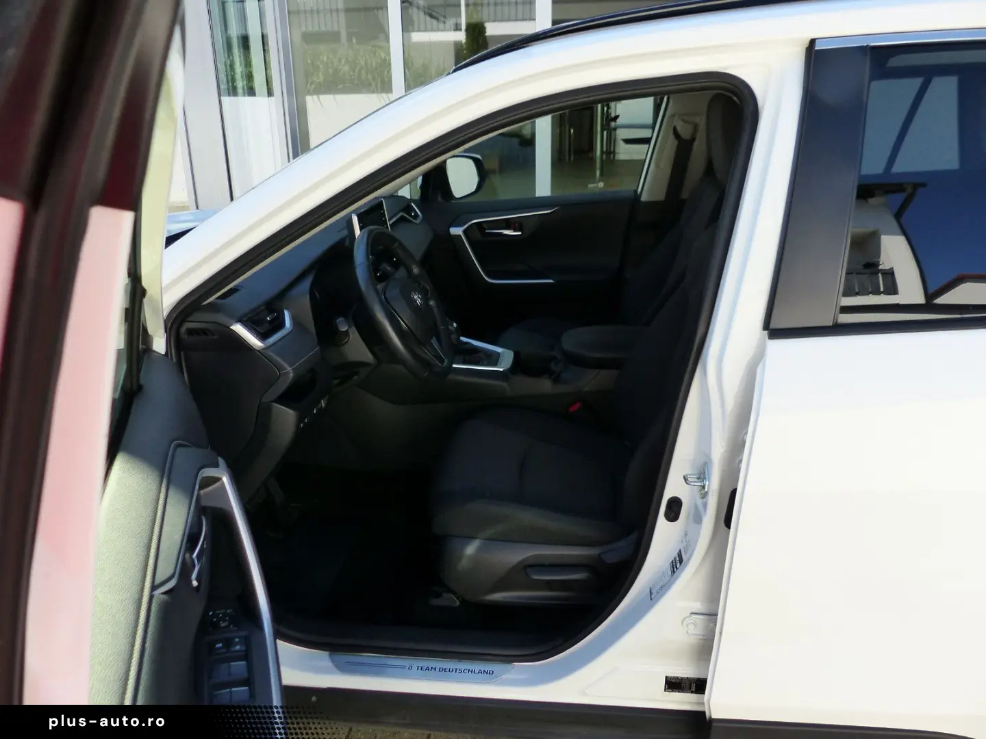 TOYOTA RAV4 Hybrid 4x2 Team D Techpaket Totwinkel