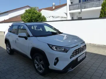 TOYOTA RAV4 Hybrid 4x2 Team D Techpaket Totwinkel