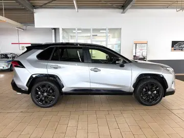 TOYOTA RAV4 2.5 HYBRiD  LED KAMERA NAVi SPUR LEDER 19