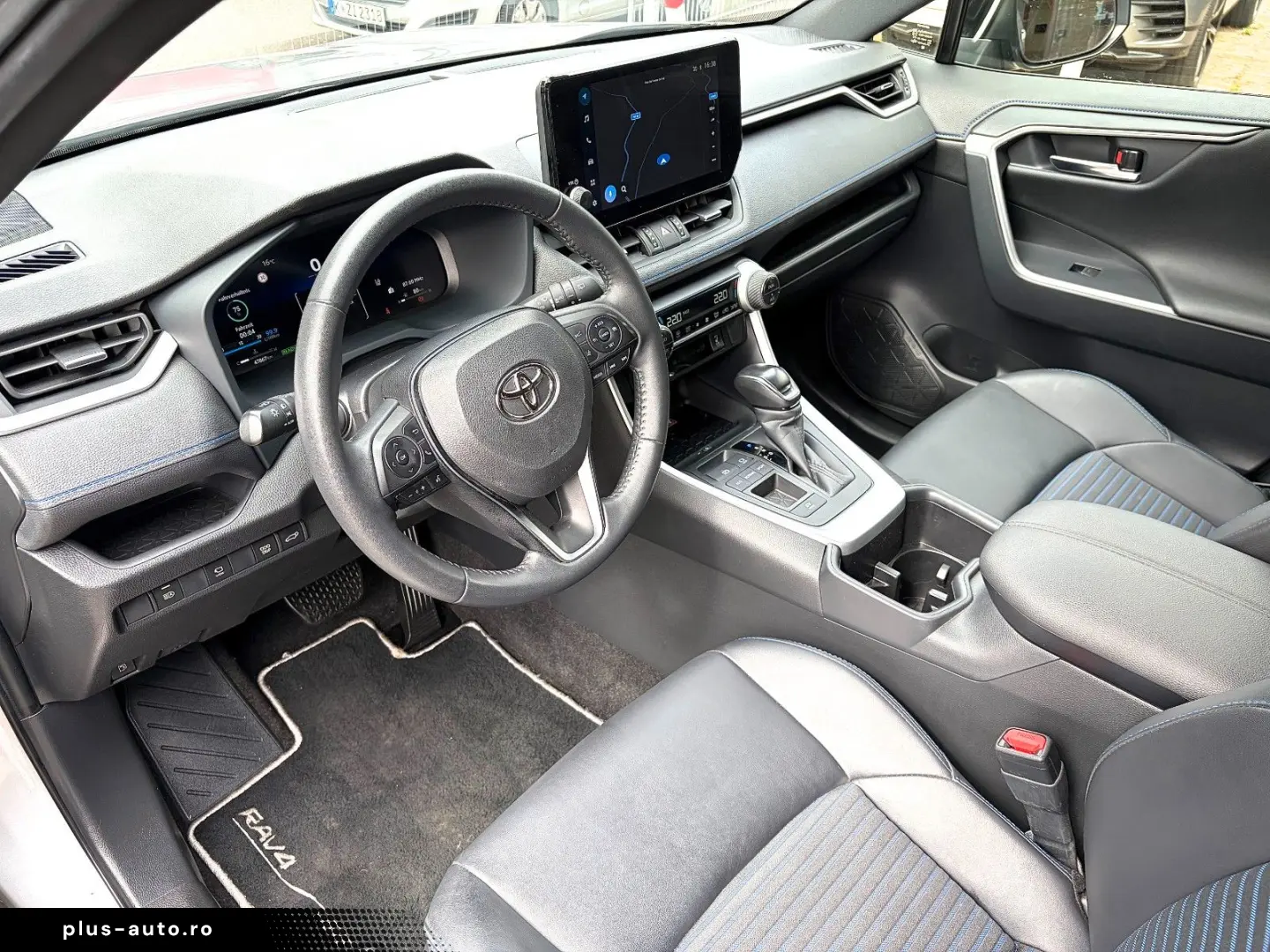 TOYOTA RAV4 2.5 HYBRiD  LED KAMERA NAVi SPUR LEDER 19