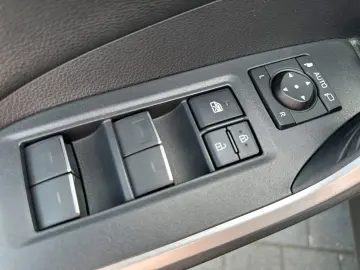 SUZUKI Across 2.5  PLUG-IN HYBRID Comfort  CVT E-FOUR