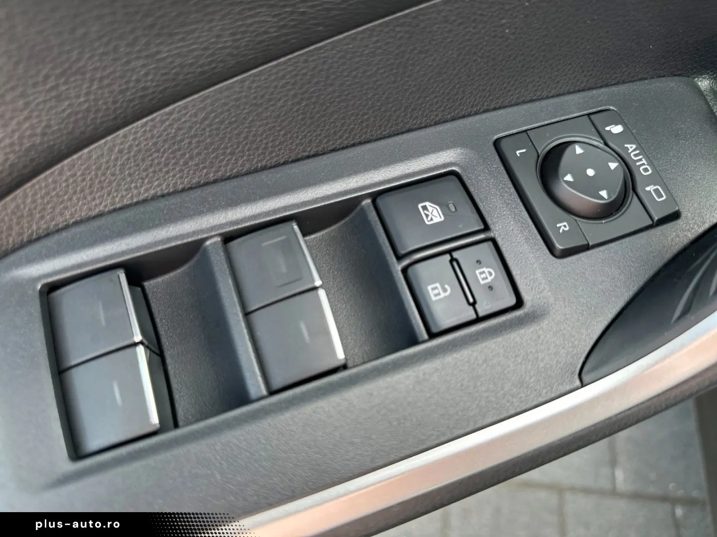 SUZUKI Across 2.5  PLUG-IN HYBRID Comfort  CVT E-FOUR