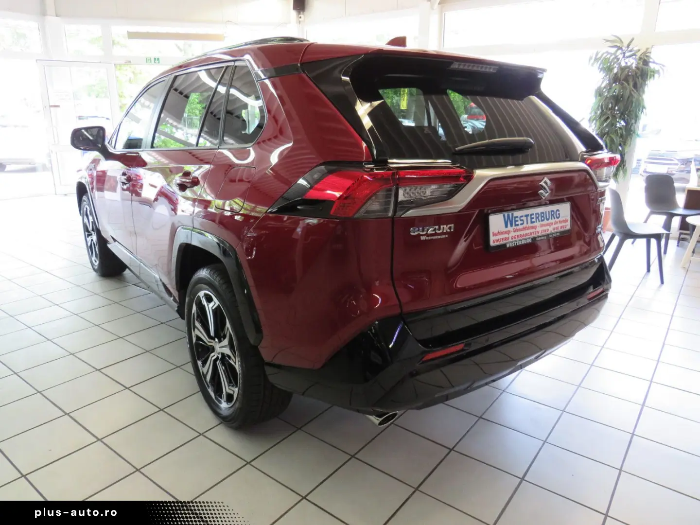 SUZUKI Across 2.5 Plug-In-Hybrid Comfort